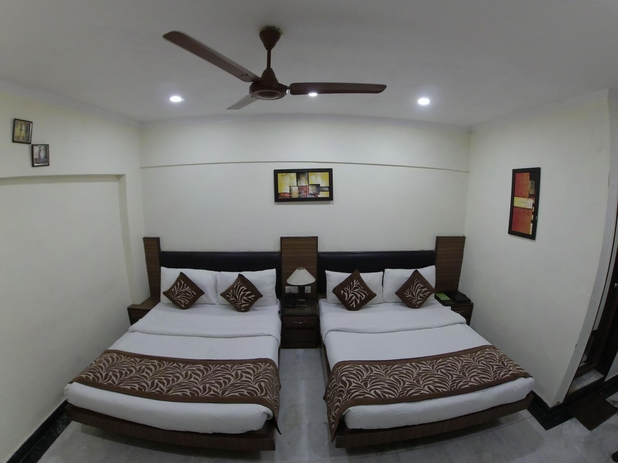 Hotel Hari Piorko - New Delhi Railway Station Экстерьер фото