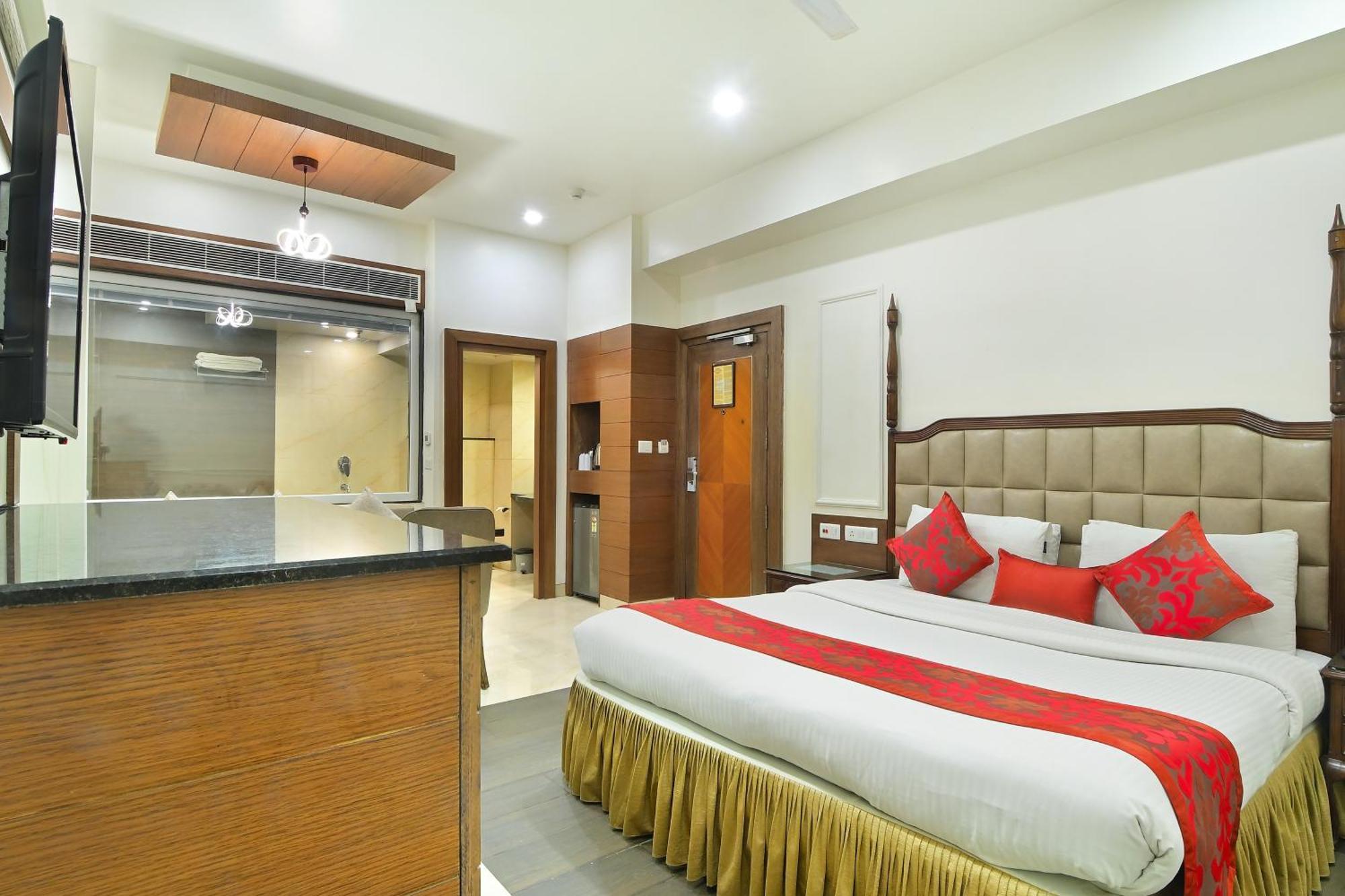Hotel Hari Piorko - New Delhi Railway Station Экстерьер фото