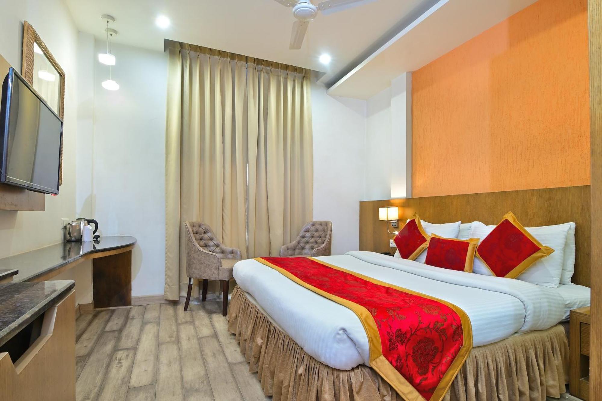 Hotel Hari Piorko - New Delhi Railway Station Экстерьер фото