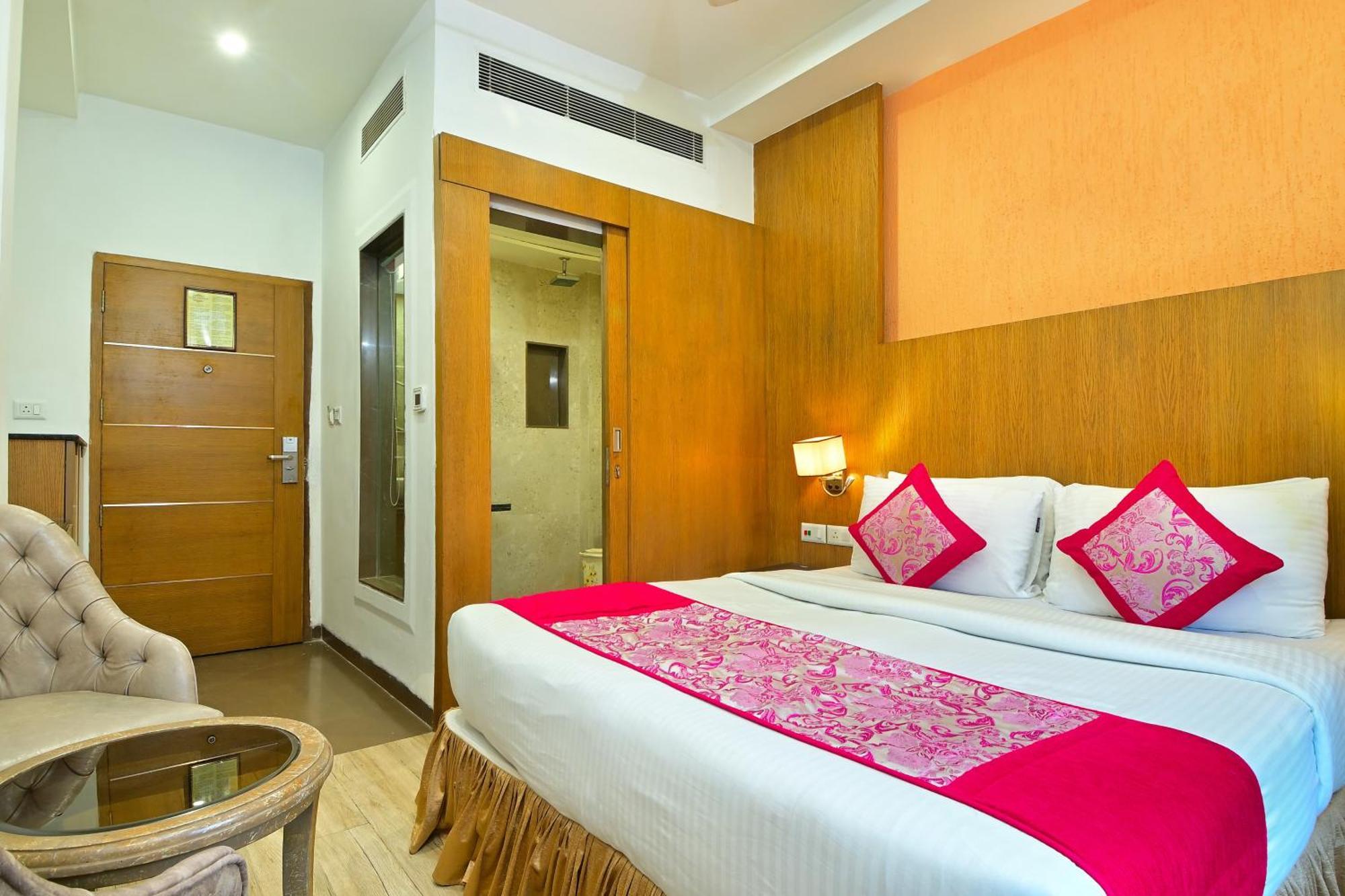 Hotel Hari Piorko - New Delhi Railway Station Экстерьер фото