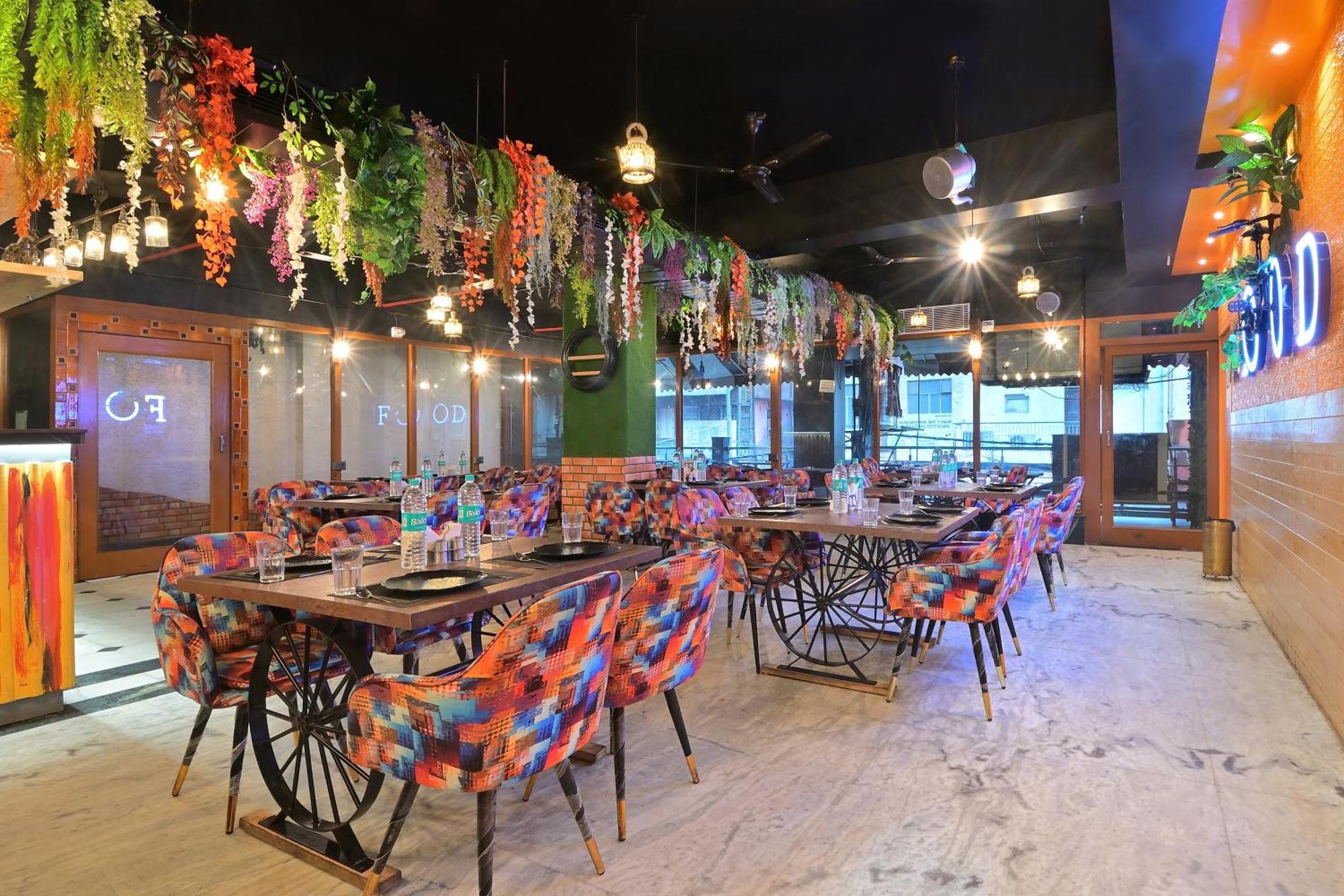 Hotel Hari Piorko - New Delhi Railway Station Экстерьер фото
