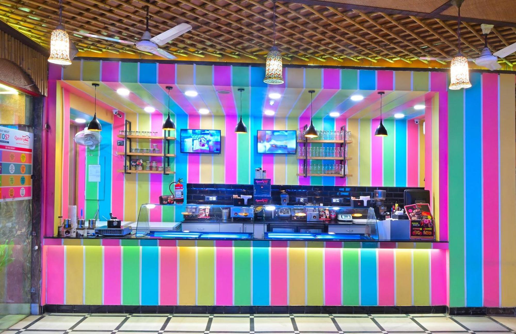 Hotel Hari Piorko - New Delhi Railway Station Экстерьер фото